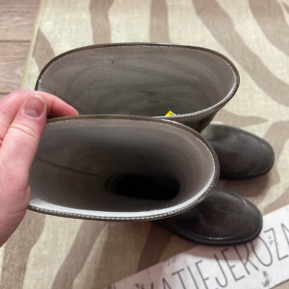 Burberry size 38 boots 👑* - Picture 6 of 7